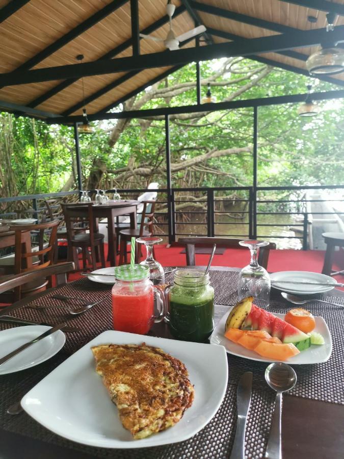 Nature Cabanas & Floating Restaurant Galle Eksteriør bilde